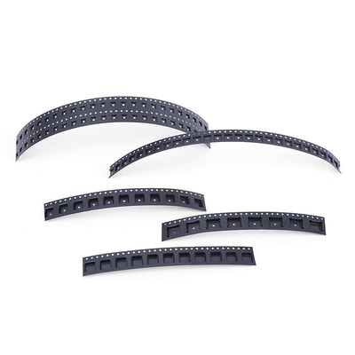 Αποτυπωμένη σε ανάγλυφο ταινία 8mm 12mm 44mm μεταφορέων PC CP προστασίας του περιβάλλοντος η PET