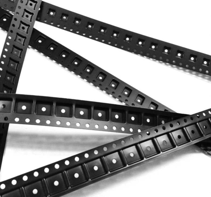 Αγώγιμη ταινία μεταφορέων εγγράφου 56mm για τη φόρτωση των ηλεκτρονικών συστατικών