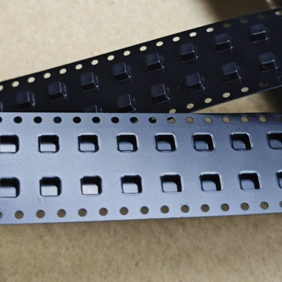 10 mm SMD Εμφυτοποιημένη ταινία μεταφοράς με στατικές διασπαστικές ιδιότητες και Esd τιμή 10E5