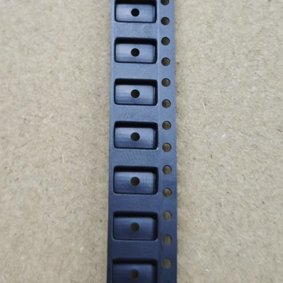 10 mm SMD Εμφυτοποιημένη ταινία μεταφοράς με στατικές διασπαστικές ιδιότητες και Esd τιμή 10E5